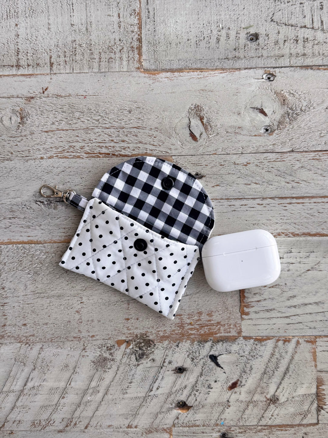 Polka Dot AirPod case