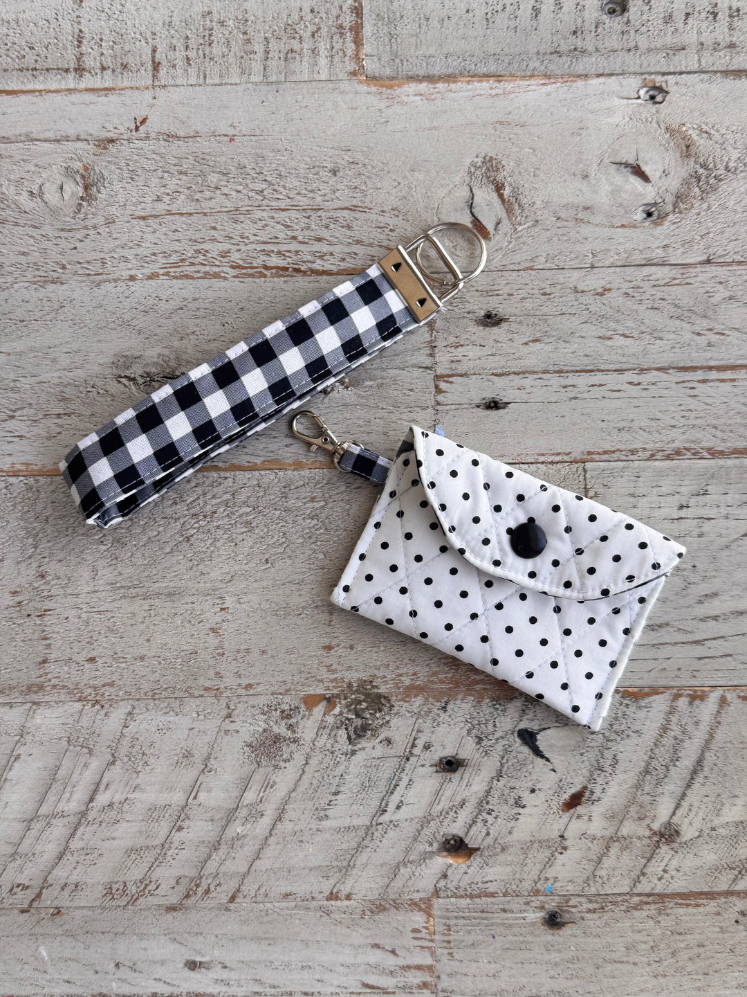 Polka Dot AirPod case